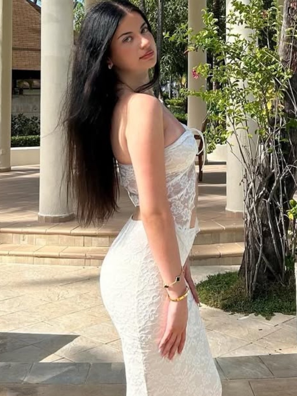 SHEIN White Lace Backless Bodycon Dress